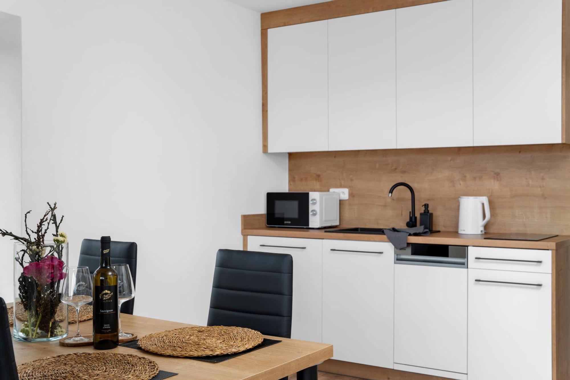 Apartmany Stastny Sklep Valtice Kültér fotó