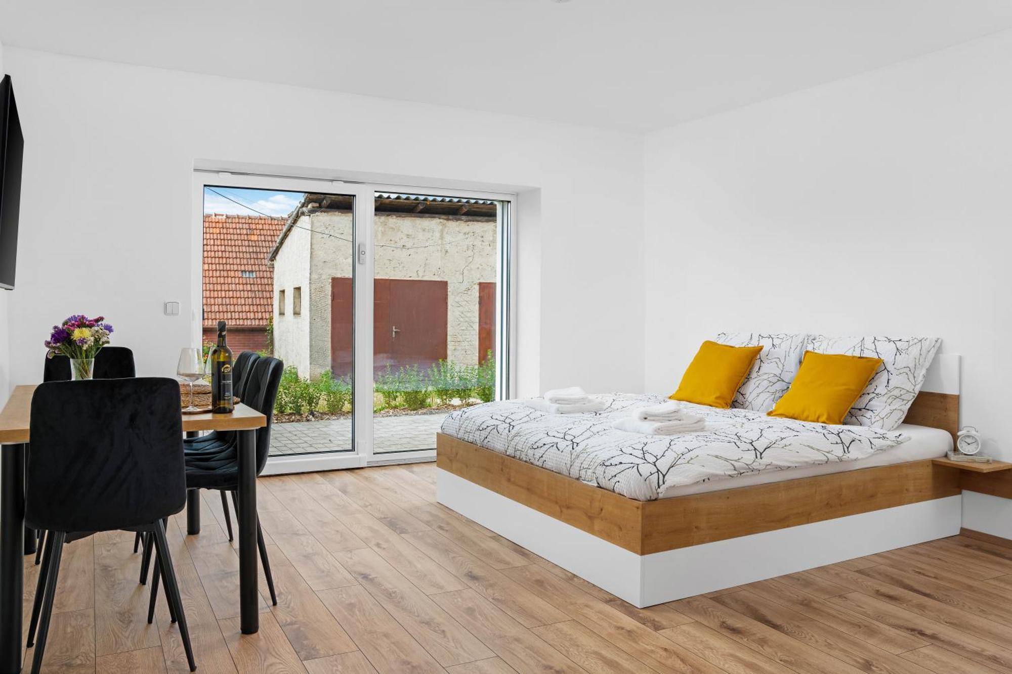Apartmany Stastny Sklep Valtice Kültér fotó